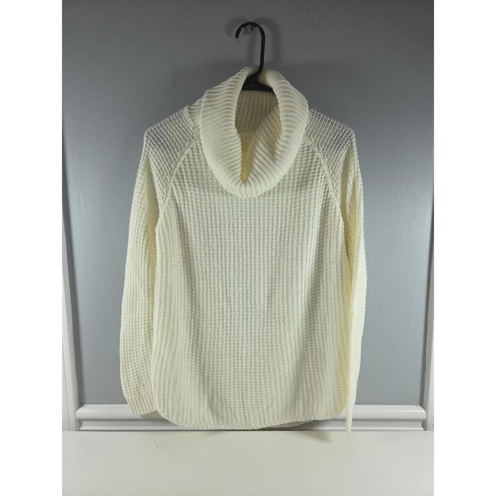 Its Our Time Women's Turtleneck Knit Sweater Cream Size Medium Pullover Soft
